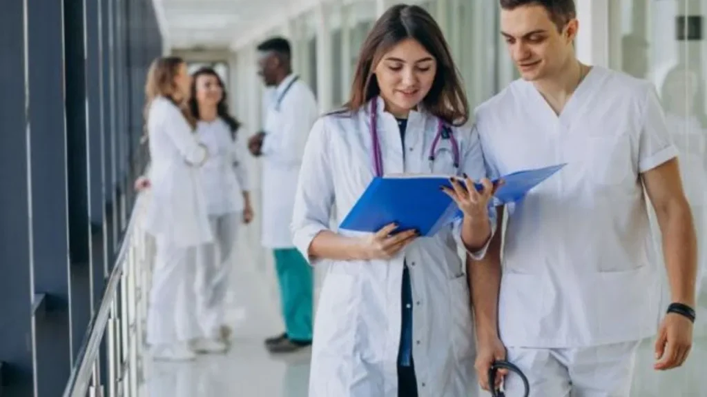 हिंदी में MBBS की पढ़ाई को लेकर आया बड़ा अपडेट….