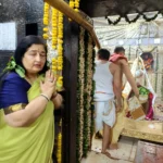 प्रसिद्ध गायिका अनुराधा पौडवाल  पहुंचीं बाबा महाकाल के दर पर…