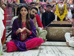 फिल्म अभिनेत्री शिल्पा शेट्टी पहुंची महाकाल :क्या बोली देखिए….