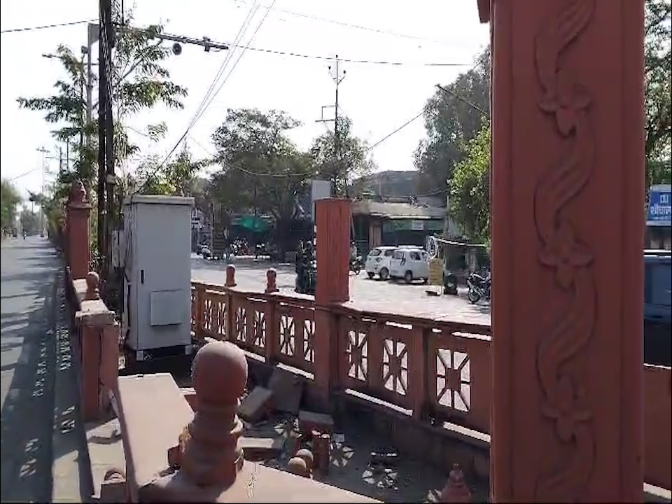 निगम का लाखो का नुकसान…