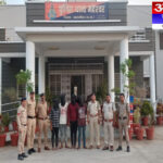 महेश्वर पुलिस की बड़ी कार्यवाही.. ट्रको को रोक कर लूट करने वाली गैंग को पकड़ा , 5 आरोपी किया गिरफ्तार